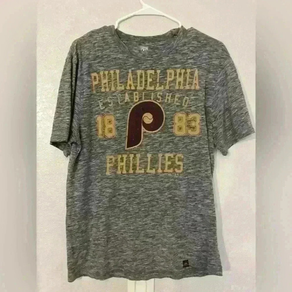 Majestic Tops - MLB Phillies T-shirt Cooperston collection